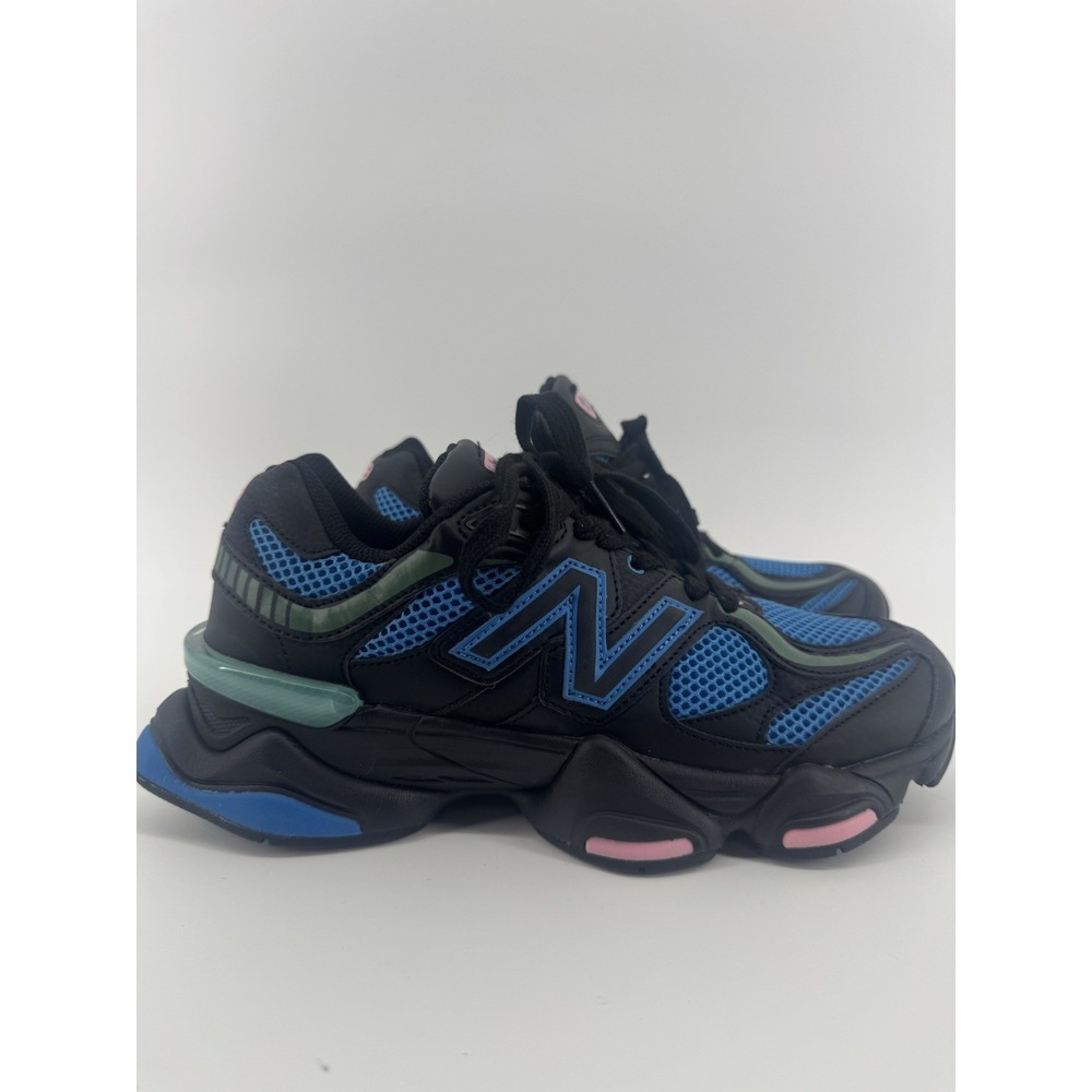 New Balance 9060 'Black Blue Agate size 8 New